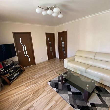 Transilvania Rent Hunedoara Exterior foto