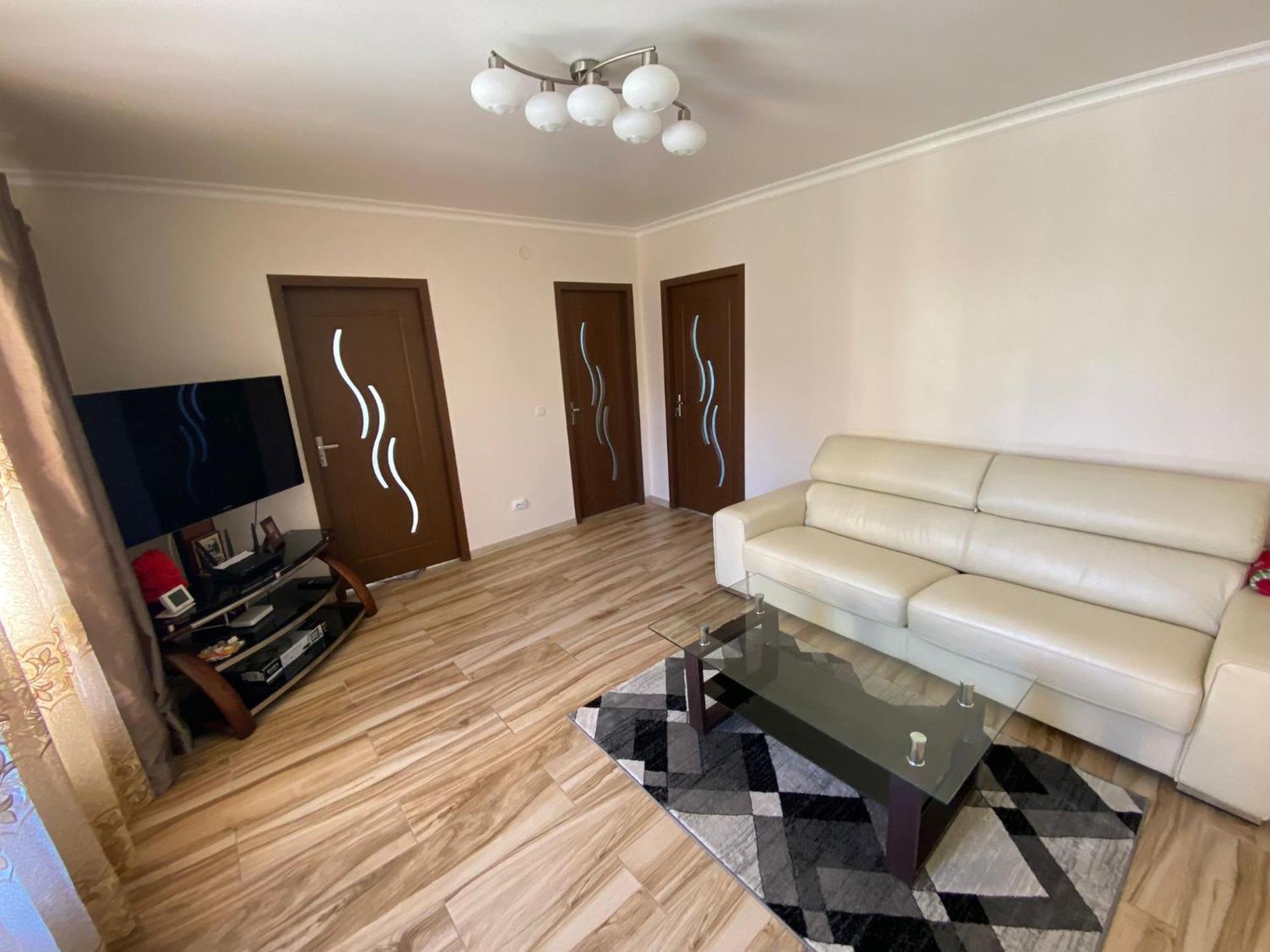 Transilvania Rent Hunedoara Exterior foto