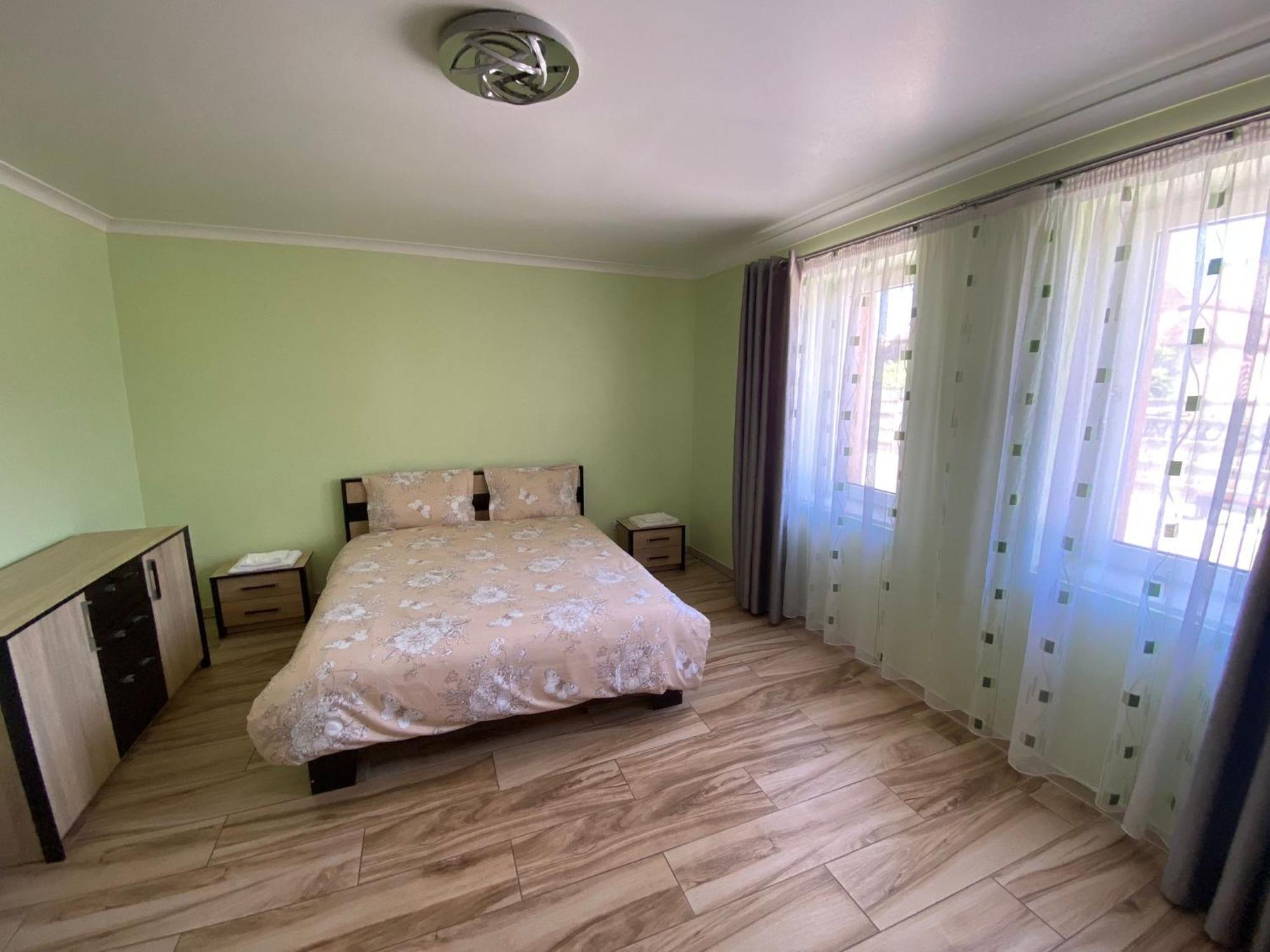 Transilvania Rent Hunedoara Exterior foto